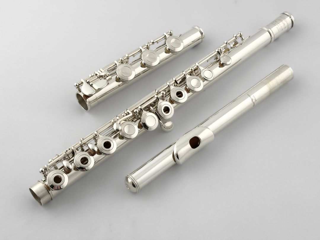 ファウスト Flute - Miyazawa Classic Heavy Wall #53417 (Pre-Owned) > Carolyn